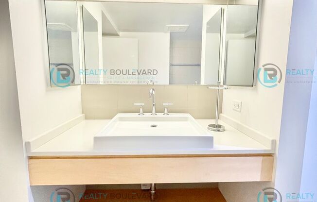 1 bed, 1 bath, $1,695, Unit # 807