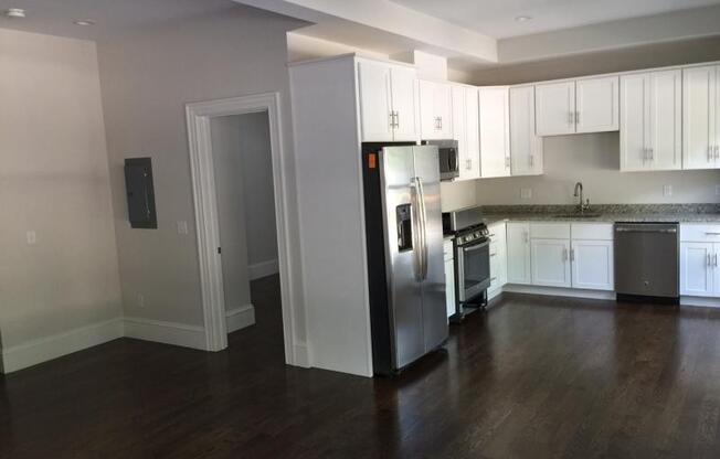 2044 Beacon St 001