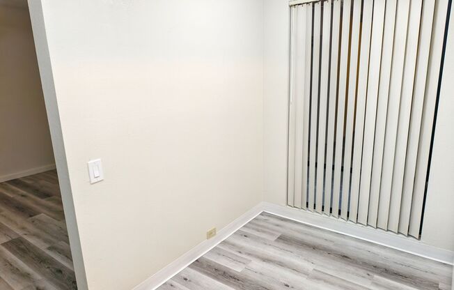 3 beds, 2 baths, 1,304 sqft, $2,350, Unit 140112