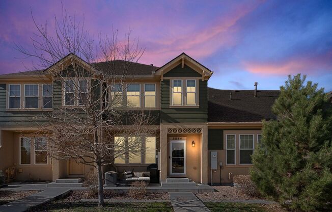Modern Comfort Meets Mountain Convenience in This Littleton Home!!