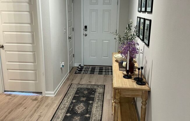 Woodlands 4 bed 2 bath gem !