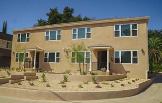 1803 E CHEVY CHASE DR