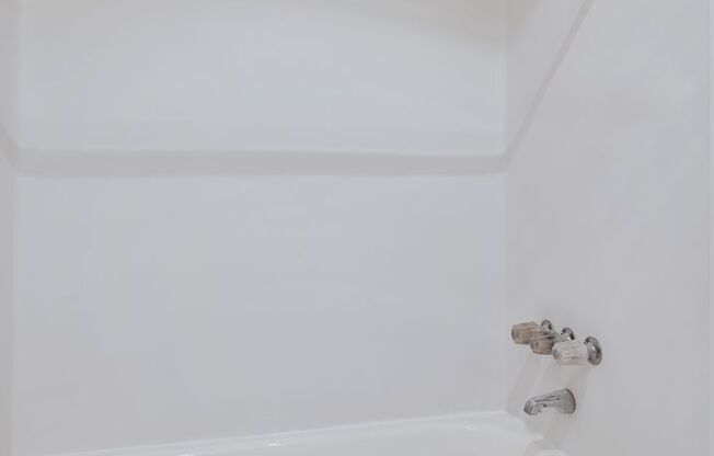 Studio, 1 bath, 400 sqft, $1,225, Unit A12
