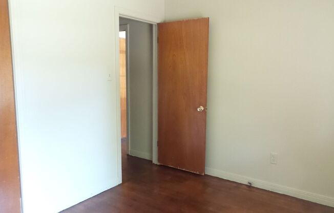 2 beds, 1 bath, $775