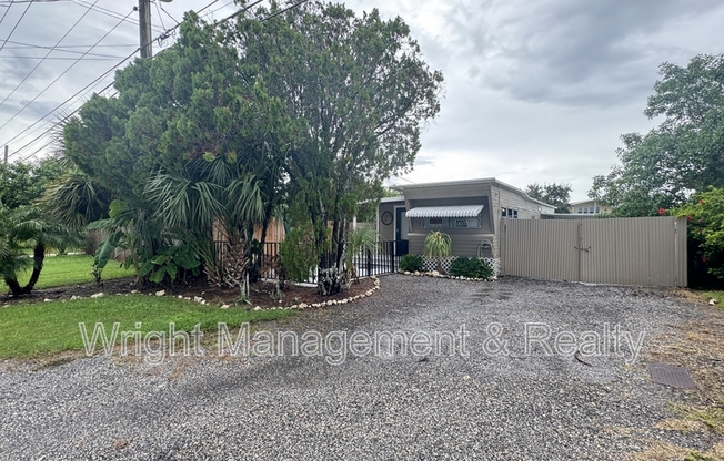 14915 OLD DIXIE HWY