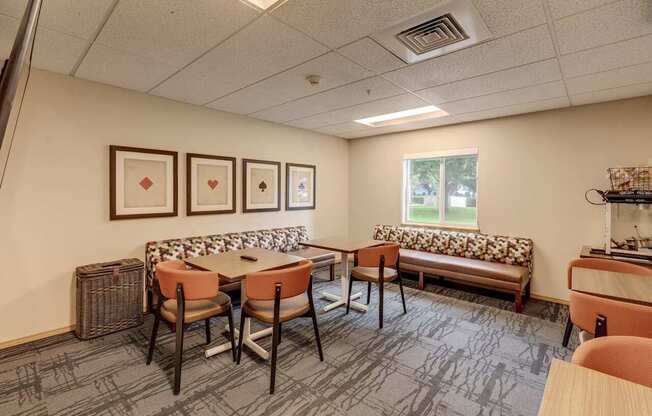 Welcome to VINTAGE AT VANCOUVER: Premier Senior Apartments in Vancouver, WA