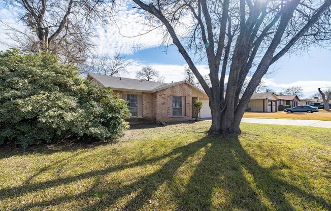 4 Bedroom, 2 Bath Home in Round Rock w/ Short Commute to IH-35