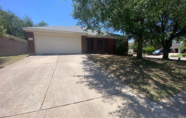 Great well-kept home in South Creek!