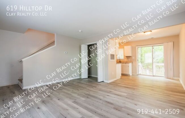 619 HILLTOP DR