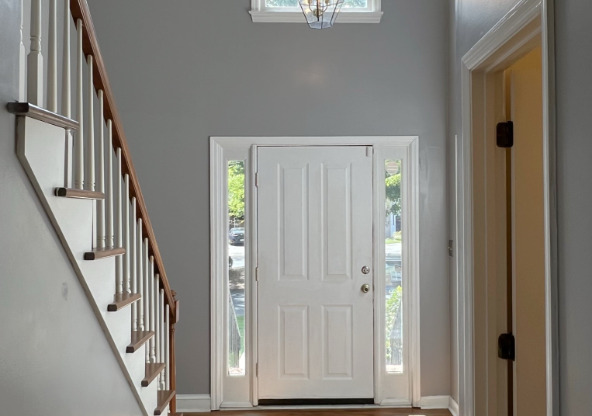 598 SAINT JAMES WALK