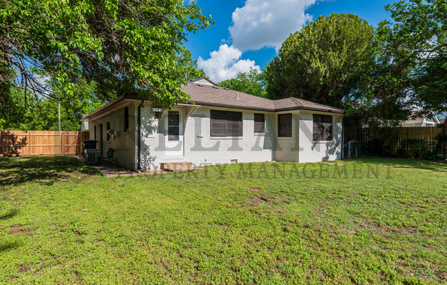 2201 S GLENDALE