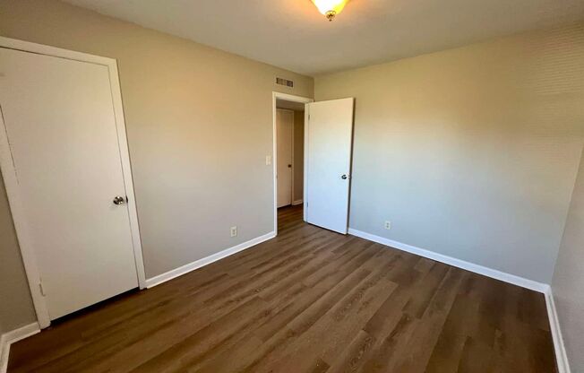 3 beds, 1 bath, $1,550