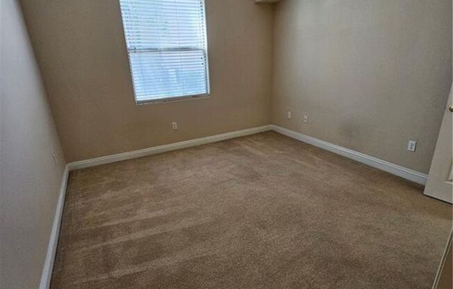 1 bed, 1 bath, $1,300