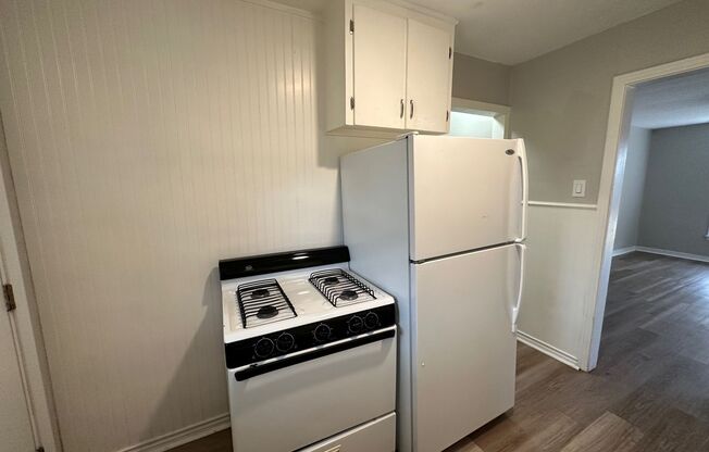 2 beds, 1 bath, $950