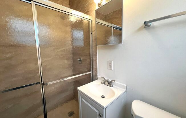 1 bed, 1 bath, 550 sqft, $1,650, Unit 1040-7