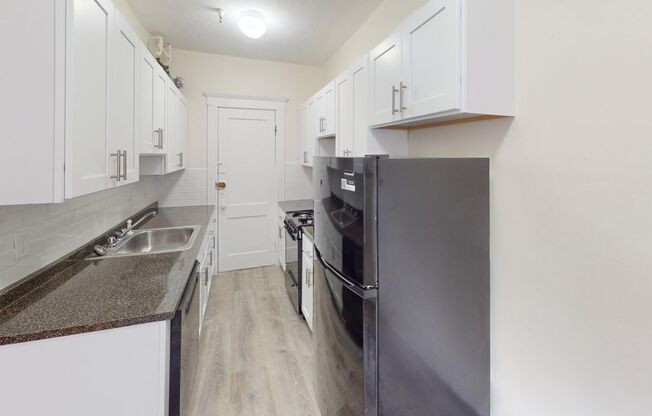 Newly Renovated Fenway Studio with Heat/Hot Water Included