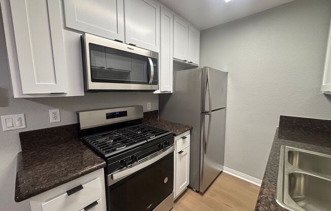 1 bed, 1 bath, 625 sqft, $2,140, Unit 25