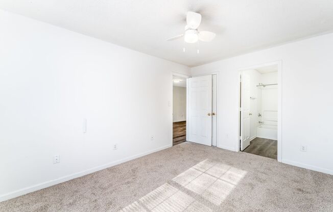 3 beds, 2 baths, 1,172 sqft, $1,575, Unit 1923M-JS