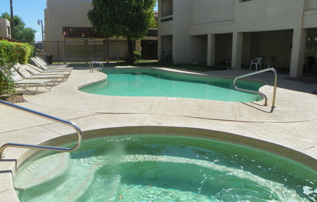 2 Bedroom condo -w/d- Old Town Scottsdale/ASU - 1st floor -