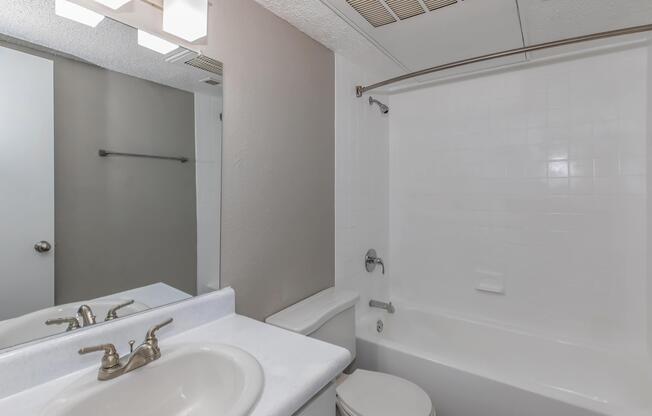 1 bed, 1 bath, 616 sqft, $1,060