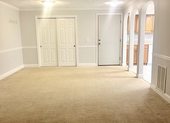 5 SHADOWBROOK LN