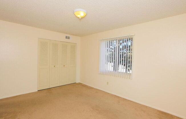 2 beds, 1 bath, 800 sqft, $1,150, Unit 2852 C