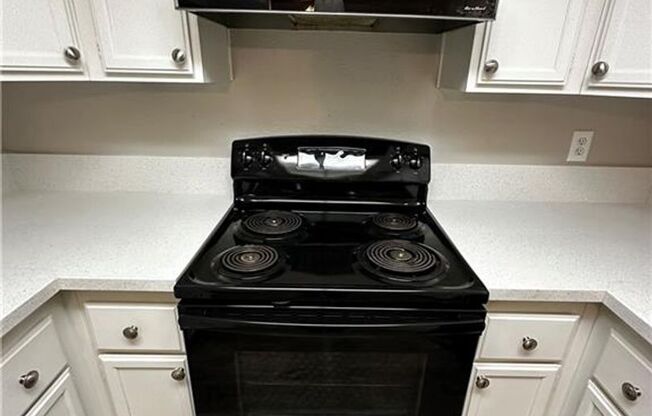 2 Bedroom 1 Bath - 2nd Floor Unit