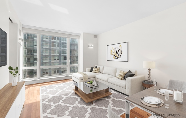 250 E 53 ST