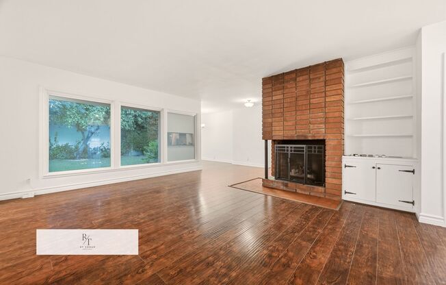 North Hollywood 3-Bedroom with Gated Driveway and Solar