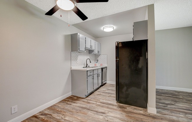 Cameron Apartments For Rent in Las Vegas