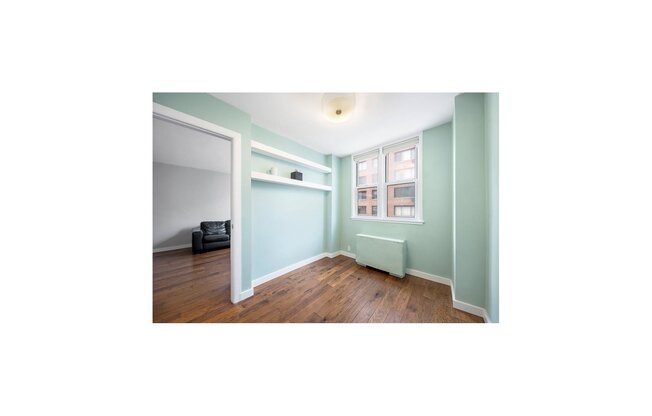 2 beds, 1 bath, 803 sqft, $5,395, Unit 8B