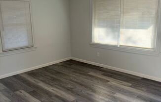 2 beds, 1 bath, $1,000