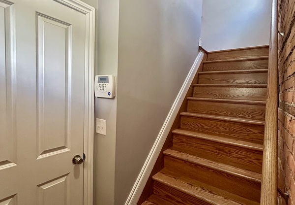 3533 2 AVE