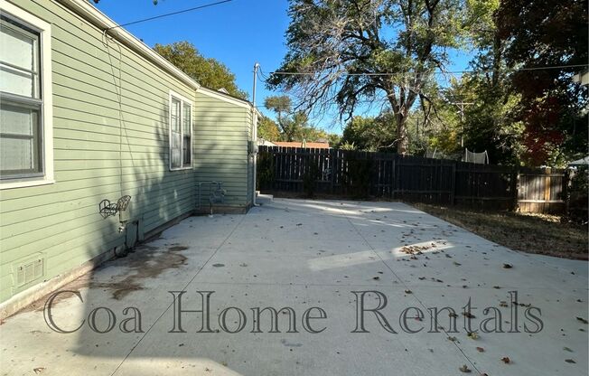 3 beds, 1.5 baths, $1,300