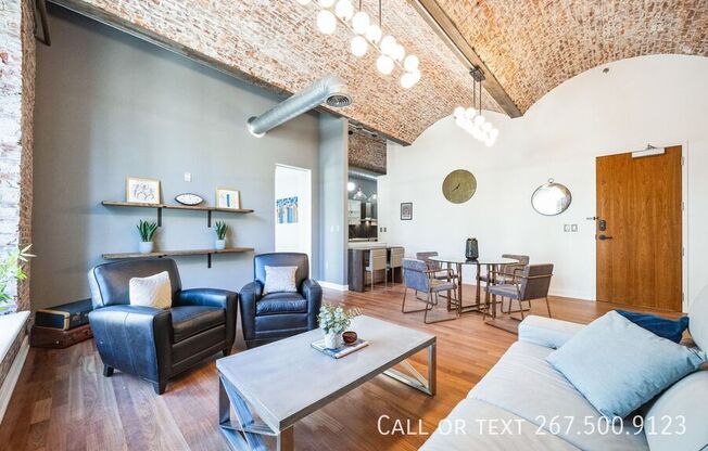 105 S 12th St Apt 205