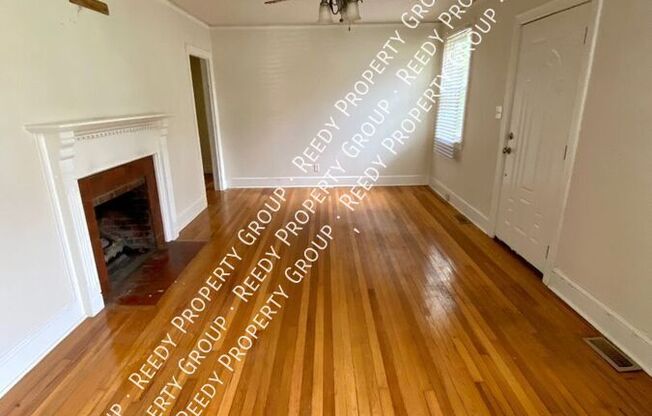 109 KRESWELL CIR