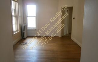 2 beds, 1 bath, $995