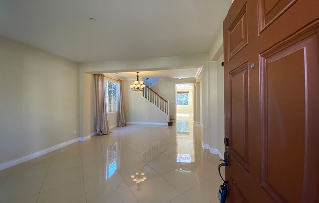 2 story 4 Bedroom Home located in Amber Woods Community