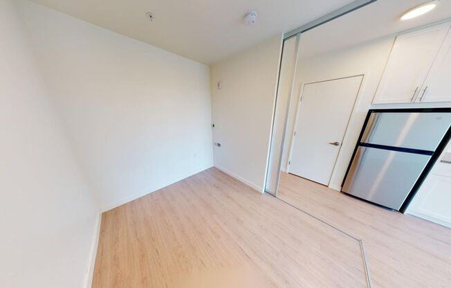 1 bed, 1 bath, 520 sqft, $2,115, Unit 517