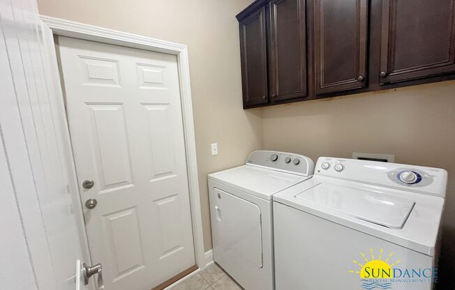 3 beds, 2 baths, $2,450