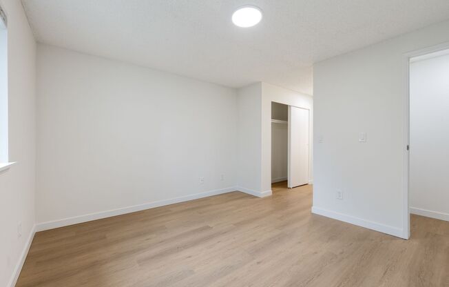 2 beds, 2 baths, 1,100 sqft, $2,095, Unit 402