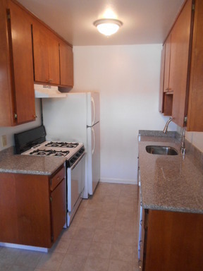 1 bed, 1 bath, 600 sqft, $1,675, Unit 19