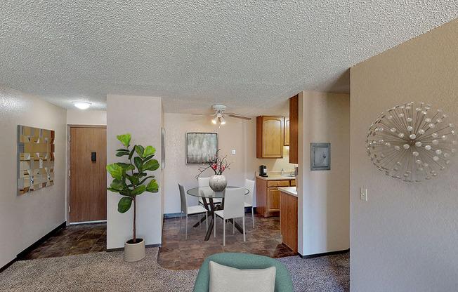 Mountain View Apartments - Dining Room