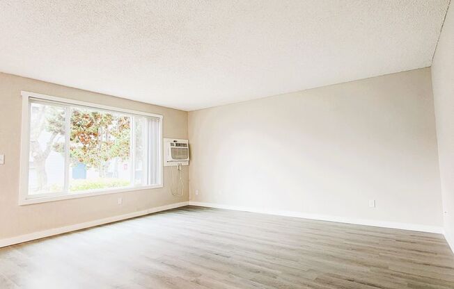 2 beds, 1 bath, 830 sqft, $1,445, Unit C-108