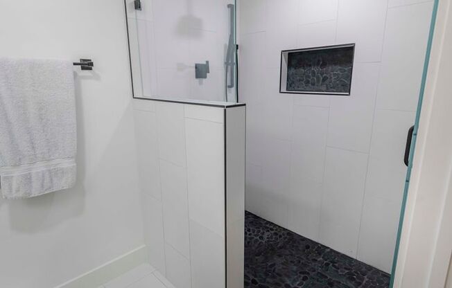1 bed, 1 bath, $1,850, Unit Unit 103