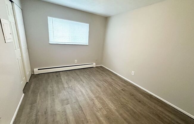 1 bed, 1 bath, 560 sqft, $815, Unit 715-40