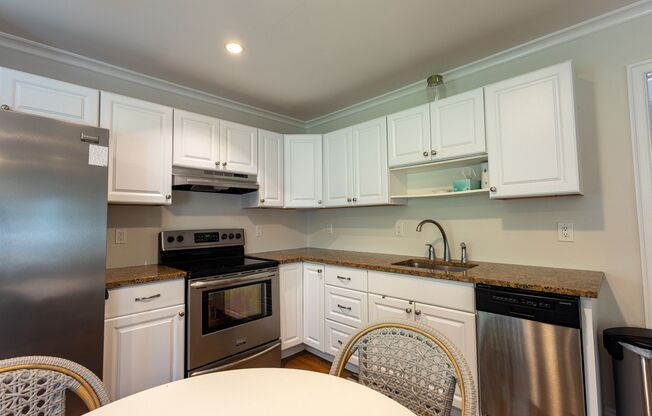 Spacious 2 - Bedroom, 2 Bathroom (Cottage - Rental)