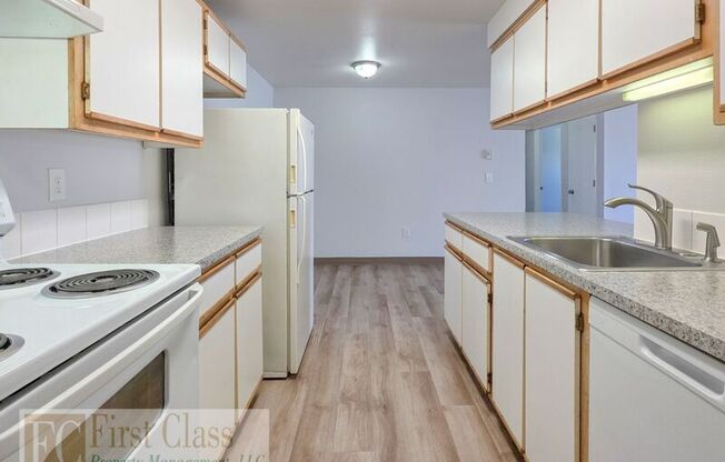 1821 SE MINTER BRIDGE RD, UNIT 17