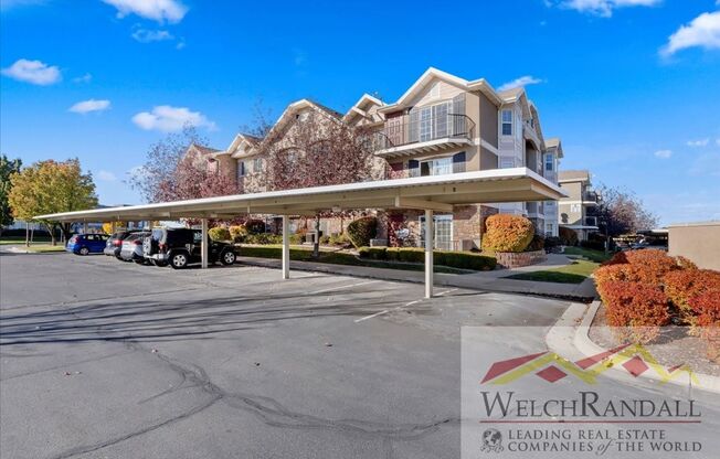 3 beds, 2 baths, $1,995, Unit # #D 9