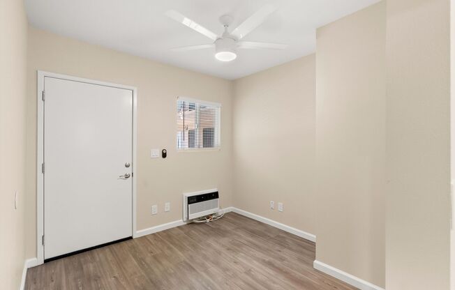 1 bed, 1 bath, 400 sqft, $1,750, Unit 35 - ADU
